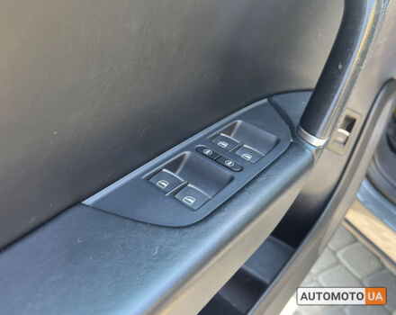 Серый Фольксваген Туарег, объемом двигателя 3 л и пробегом 197 тыс. км за 31900 $, фото 11 на Automoto.ua