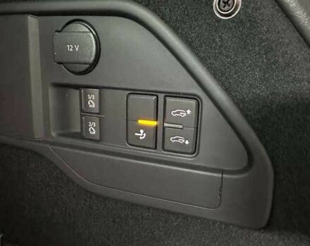 Серый Фольксваген Туарег, объемом двигателя 3 л и пробегом 130 тыс. км за 24000 $, фото 21 на Automoto.ua