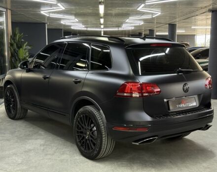 Серый Фольксваген Туарег, объемом двигателя 3 л и пробегом 162 тыс. км за 760 $, фото 12 на Automoto.ua