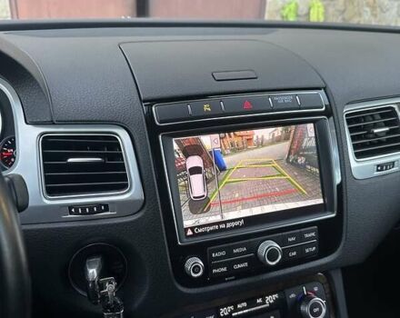 Сірий Фольксваген Туарег, об'ємом двигуна 3 л та пробігом 198 тис. км за 30500 $, фото 15 на Automoto.ua