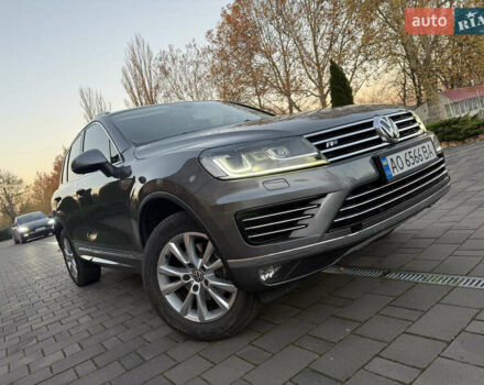 Серый Фольксваген Туарег, объемом двигателя 2.97 л и пробегом 139 тыс. км за 33900 $, фото 10 на Automoto.ua