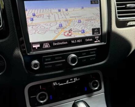 Серый Фольксваген Туарег, объемом двигателя 3.6 л и пробегом 76 тыс. км за 4900 $, фото 13 на Automoto.ua