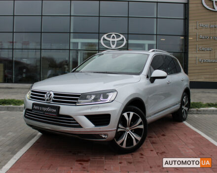 Сірий Фольксваген Туарег, об'ємом двигуна 3 л та пробігом 171 тис. км за 28900 $, фото 2 на Automoto.ua