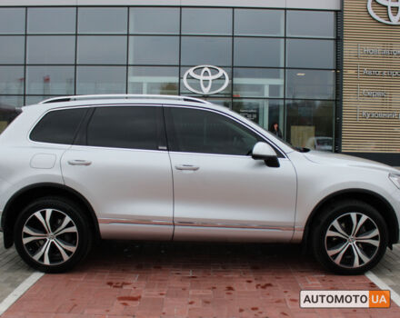 Сірий Фольксваген Туарег, об'ємом двигуна 3 л та пробігом 171 тис. км за 28900 $, фото 4 на Automoto.ua