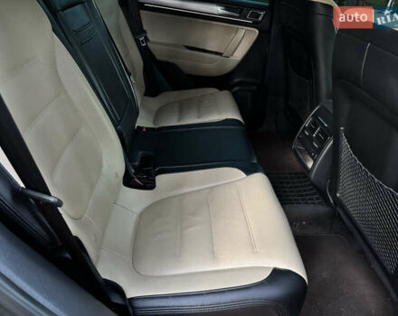 Серый Фольксваген Туарег, объемом двигателя 3 л и пробегом 123 тыс. км за 33333 $, фото 31 на Automoto.ua