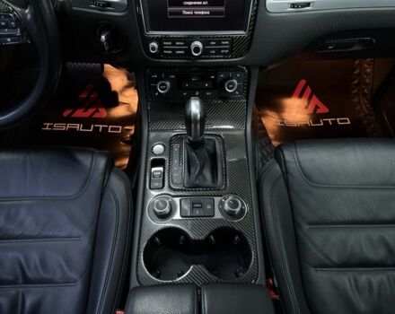 Серый Фольксваген Туарег, объемом двигателя 3 л и пробегом 162 тыс. км за 760 $, фото 22 на Automoto.ua