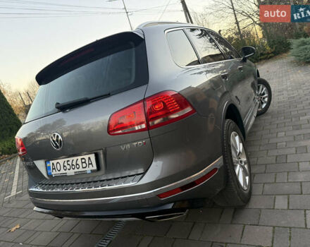 Серый Фольксваген Туарег, объемом двигателя 2.97 л и пробегом 139 тыс. км за 33900 $, фото 20 на Automoto.ua