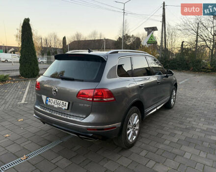 Серый Фольксваген Туарег, объемом двигателя 2.97 л и пробегом 139 тыс. км за 33900 $, фото 6 на Automoto.ua
