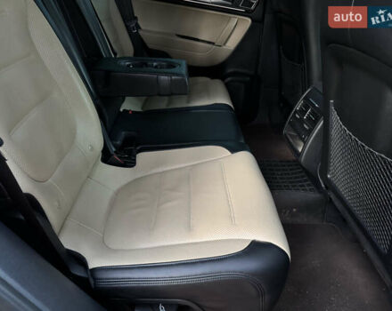 Серый Фольксваген Туарег, объемом двигателя 3 л и пробегом 123 тыс. км за 33333 $, фото 33 на Automoto.ua