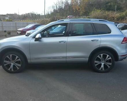 Сірий Фольксваген Туарег, об'ємом двигуна 0 л та пробігом 82 тис. км за 14000 $, фото 2 на Automoto.ua