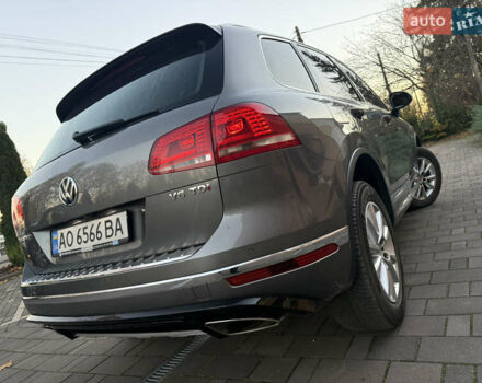 Серый Фольксваген Туарег, объемом двигателя 2.97 л и пробегом 139 тыс. км за 33900 $, фото 21 на Automoto.ua