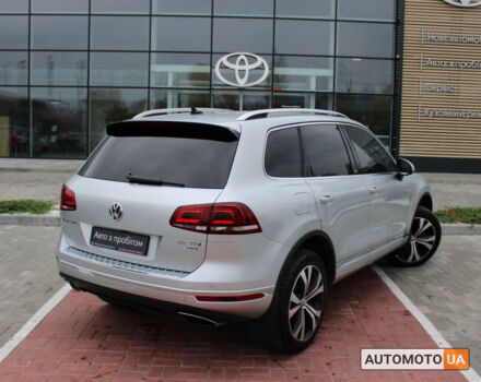 Сірий Фольксваген Туарег, об'ємом двигуна 3 л та пробігом 171 тис. км за 28900 $, фото 6 на Automoto.ua