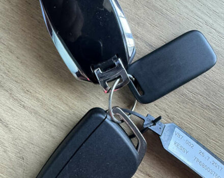 Серый Фольксваген Туарег, объемом двигателя 3 л и пробегом 123 тыс. км за 33333 $, фото 59 на Automoto.ua