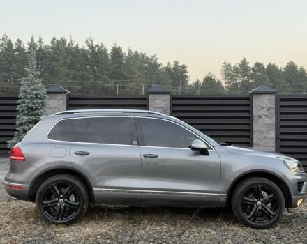 Серый Фольксваген Туарег, объемом двигателя 3.6 л и пробегом 240 тыс. км за 18999 $, фото 6 на Automoto.ua