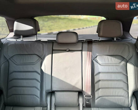 Серый Фольксваген Туарег, объемом двигателя 3 л и пробегом 110 тыс. км за 39900 $, фото 14 на Automoto.ua