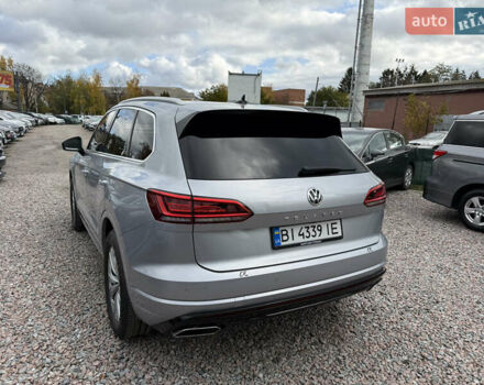Серый Фольксваген Туарег, объемом двигателя 3 л и пробегом 109 тыс. км за 39700 $, фото 7 на Automoto.ua