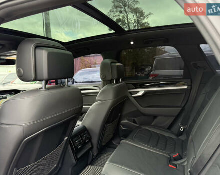 Серый Фольксваген Туарег, объемом двигателя 3 л и пробегом 109 тыс. км за 39700 $, фото 39 на Automoto.ua