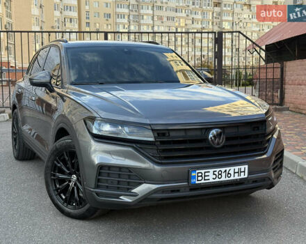 Серый Фольксваген Туарег, объемом двигателя 3 л и пробегом 106 тыс. км за 44700 $, фото 46 на Automoto.ua