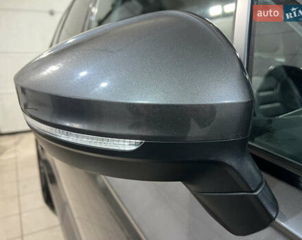 Серый Фольксваген Туарег, объемом двигателя 2.97 л и пробегом 225 тыс. км за 43900 $, фото 15 на Automoto.ua