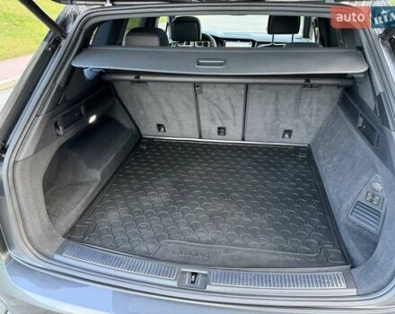 Серый Фольксваген Туарег, объемом двигателя 2.97 л и пробегом 139 тыс. км за 45900 $, фото 41 на Automoto.ua