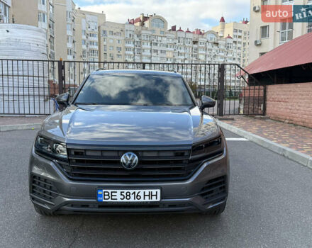 Серый Фольксваген Туарег, объемом двигателя 3 л и пробегом 106 тыс. км за 44700 $, фото 54 на Automoto.ua