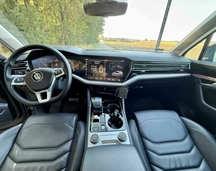 Серый Фольксваген Туарег, объемом двигателя 3 л и пробегом 32 тыс. км за 21600 $, фото 9 на Automoto.ua