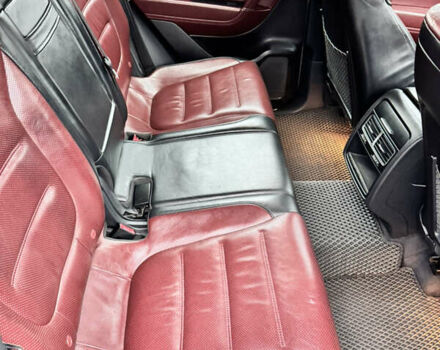 Серый Фольксваген Туарег, объемом двигателя 3 л и пробегом 228 тыс. км за 34900 $, фото 5 на Automoto.ua