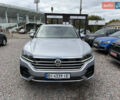 Серый Фольксваген Туарег, объемом двигателя 3 л и пробегом 109 тыс. км за 39700 $, фото 3 на Automoto.ua