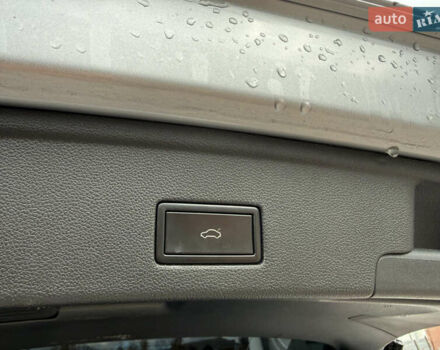 Серый Фольксваген Туарег, объемом двигателя 3 л и пробегом 109 тыс. км за 39700 $, фото 50 на Automoto.ua