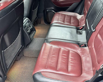 Серый Фольксваген Туарег, объемом двигателя 3 л и пробегом 228 тыс. км за 34900 $, фото 6 на Automoto.ua