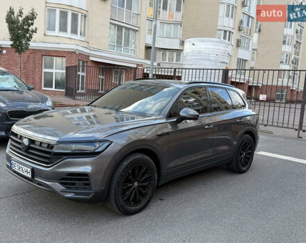 Серый Фольксваген Туарег, объемом двигателя 3 л и пробегом 106 тыс. км за 44700 $, фото 56 на Automoto.ua