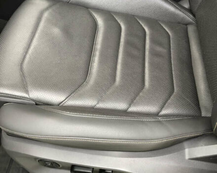 Сірий Фольксваген Туарег, об'ємом двигуна 2.97 л та пробігом 184 тис. км за 39500 $, фото 3 на Automoto.ua