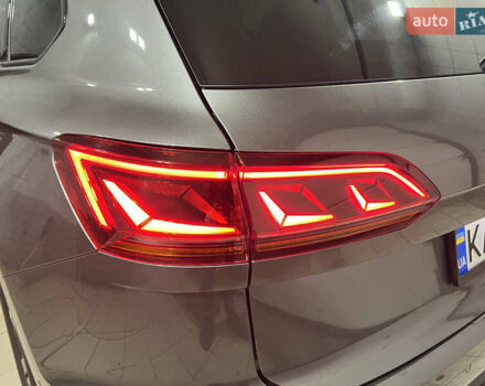 Серый Фольксваген Туарег, объемом двигателя 2.97 л и пробегом 225 тыс. км за 43900 $, фото 21 на Automoto.ua