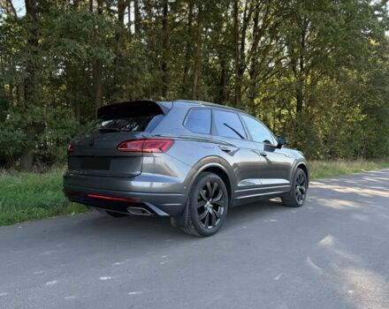 Серый Фольксваген Туарег, объемом двигателя 3 л и пробегом 32 тыс. км за 21600 $, фото 4 на Automoto.ua