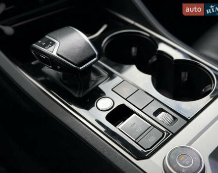 Серый Фольксваген Туарег, объемом двигателя 3 л и пробегом 110 тыс. км за 39900 $, фото 20 на Automoto.ua