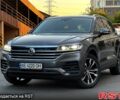 Сірий Фольксваген Туарег, об'ємом двигуна 3 л та пробігом 158 тис. км за 38000 $, фото 1 на Automoto.ua