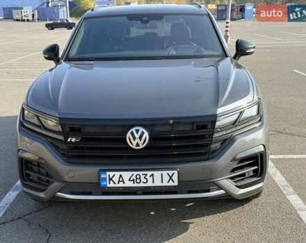 Серый Фольксваген Туарег, объемом двигателя 2.97 л и пробегом 214 тыс. км за 46700 $, фото 17 на Automoto.ua