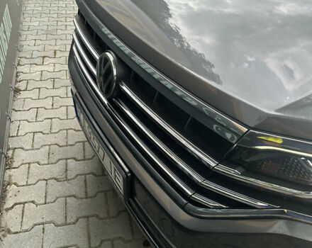 Серый Фольксваген Туарег, объемом двигателя 2.97 л и пробегом 135 тыс. км за 52000 $, фото 8 на Automoto.ua