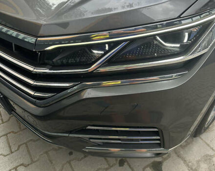 Серый Фольксваген Туарег, объемом двигателя 2.97 л и пробегом 135 тыс. км за 52000 $, фото 7 на Automoto.ua