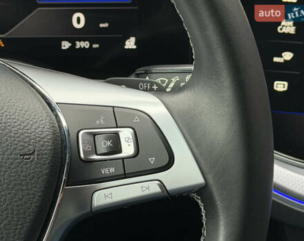 Сірий Фольксваген Туарег, об'ємом двигуна 3 л та пробігом 45 тис. км за 59999 $, фото 112 на Automoto.ua