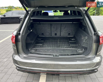 Серый Фольксваген Туарег, объемом двигателя 2.97 л и пробегом 149 тыс. км за 51200 $, фото 10 на Automoto.ua