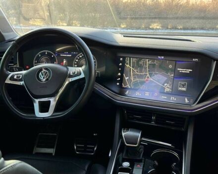 Сірий Фольксваген Туарег, об'ємом двигуна 3 л та пробігом 80 тис. км за 42000 $, фото 9 на Automoto.ua