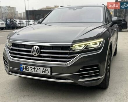 Серый Фольксваген Туарег, объемом двигателя 3 л и пробегом 246 тыс. км за 41750 $, фото 33 на Automoto.ua