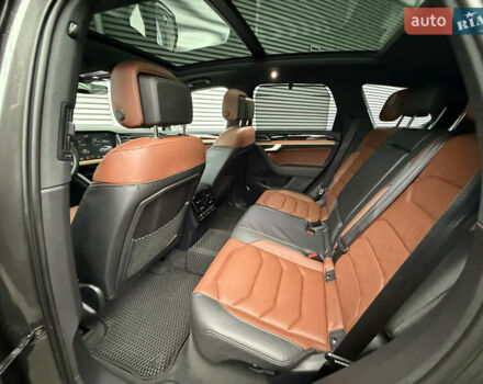 Серый Фольксваген Туарег, объемом двигателя 3 л и пробегом 85 тыс. км за 56500 $, фото 74 на Automoto.ua