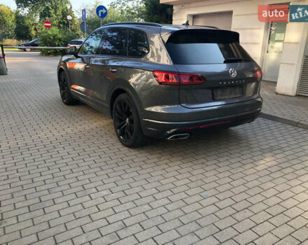 Сірий Фольксваген Туарег, об'ємом двигуна 2.97 л та пробігом 196 тис. км за 49500 $, фото 7 на Automoto.ua