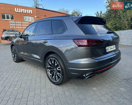 Сірий Фольксваген Туарег, об'ємом двигуна 2.99 л та пробігом 138 тис. км за 47500 $, фото 3 на Automoto.ua