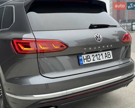 Серый Фольксваген Туарег, объемом двигателя 3 л и пробегом 246 тыс. км за 41750 $, фото 45 на Automoto.ua