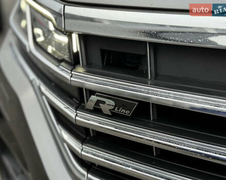 Серый Фольксваген Туарег, объемом двигателя 3 л и пробегом 85 тыс. км за 56500 $, фото 80 на Automoto.ua