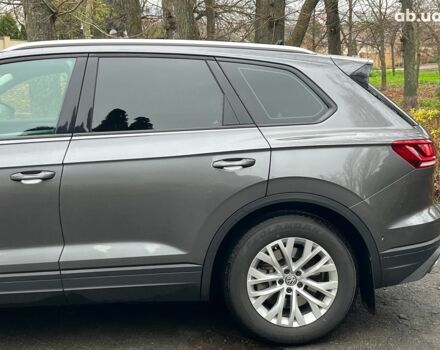 Серый Фольксваген Туарег, объемом двигателя 3.6 л и пробегом 117 тыс. км за 39990 $, фото 6 на Automoto.ua