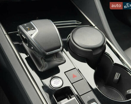 Сірий Фольксваген Туарег, об'ємом двигуна 3 л та пробігом 45 тис. км за 59999 $, фото 123 на Automoto.ua